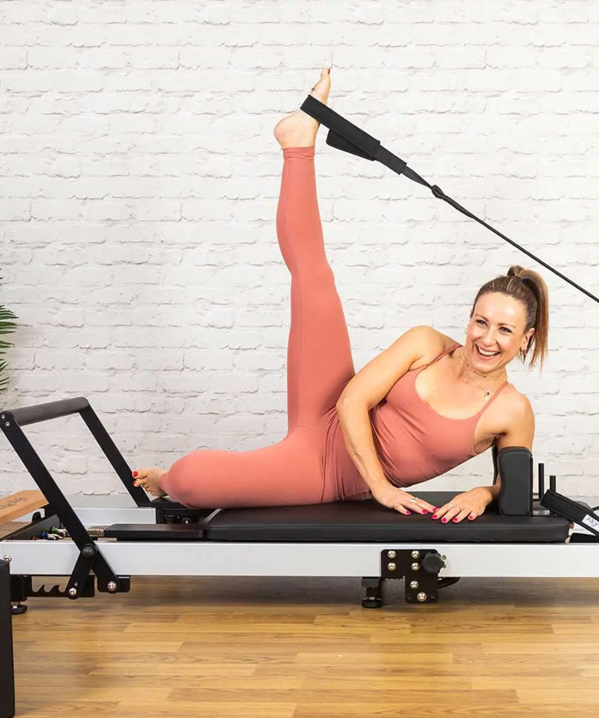 F3 Folding Pilates Reformer - 6