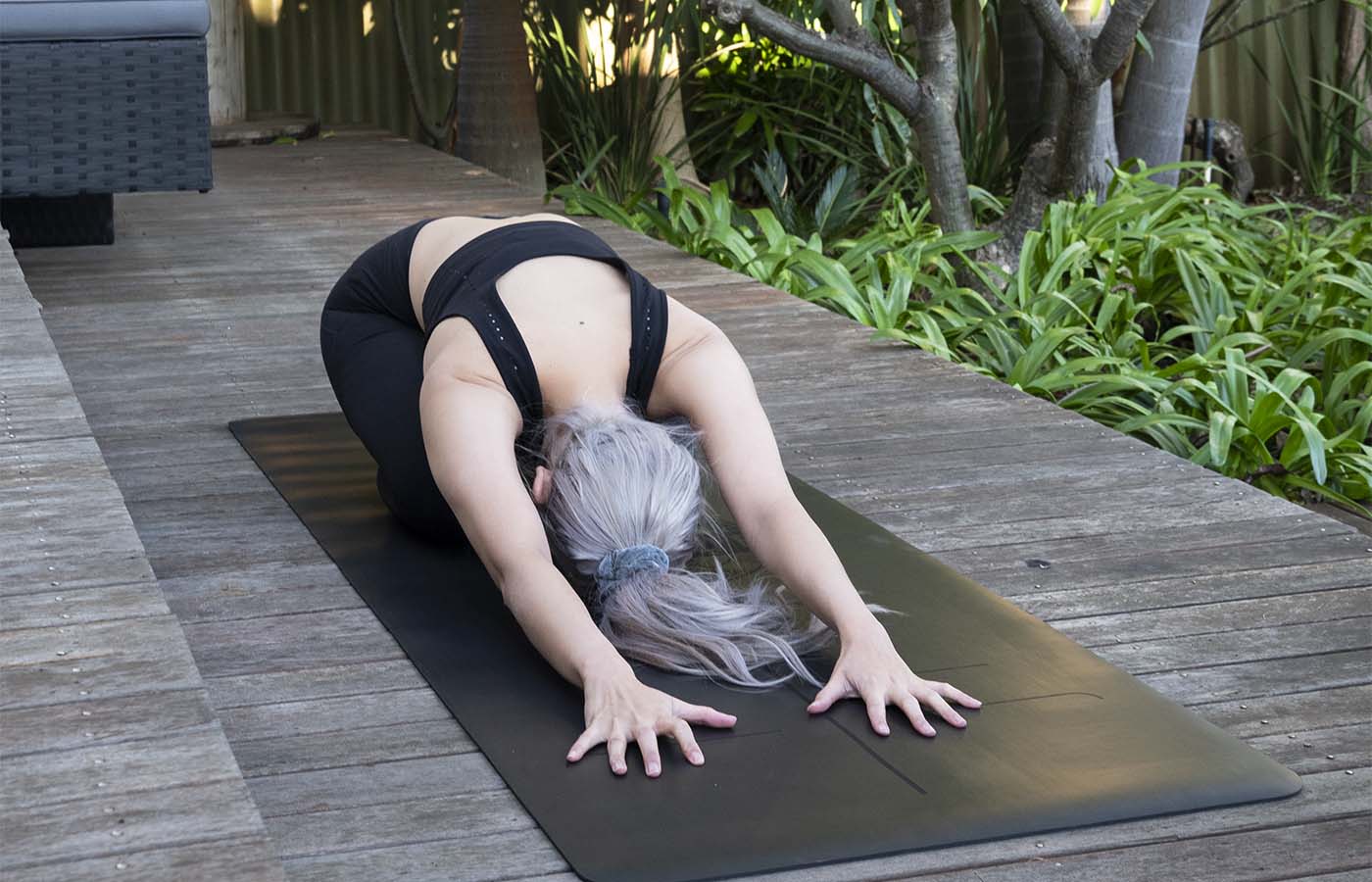 Benefits of yoga to reduce stress : Healthshots
